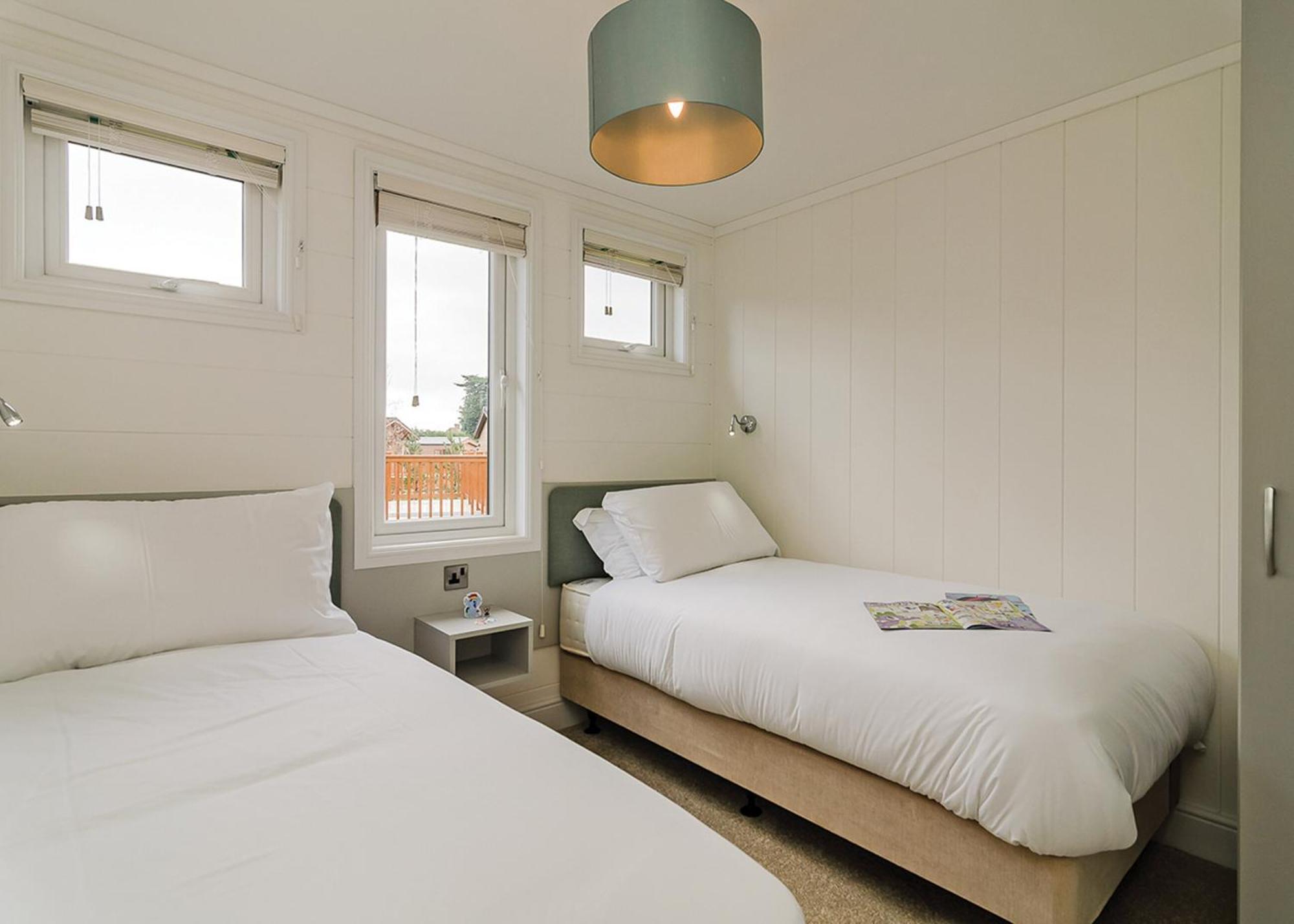 Canterbury Reach Lodge Retreat Petham Room photo